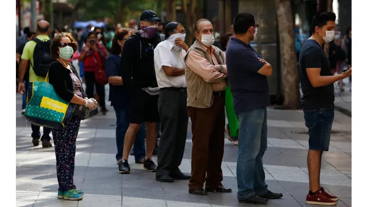 Anuncian que con el carnet de identidad se podrá pedir el permiso especial para salir en cuarentena total, solo en las ocasiones establecidas.
