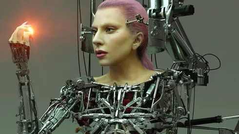 Lady Gaga suspende debut de su nuevo disco