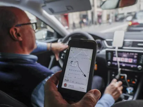 Uber ayudará a choferes y Cabify informa de conductor contagiado