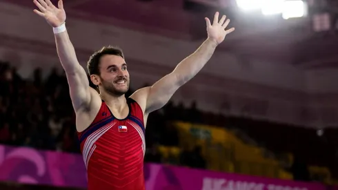 González pide cuarentena total por el covid-19.