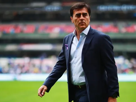 Gustavo Quinteros a la cabeza de las opciones para Colo Colo a mitad de año