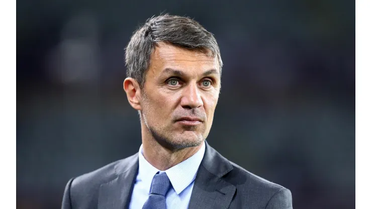 Maldini tranquiliza a los fanáticos