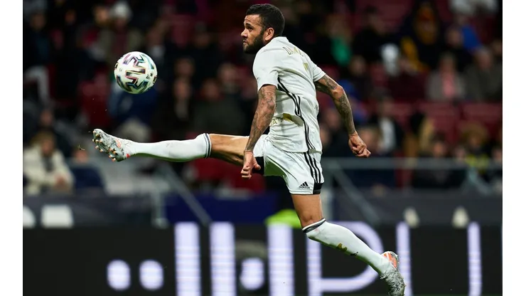 Dani Alves en el último partido de leyendas