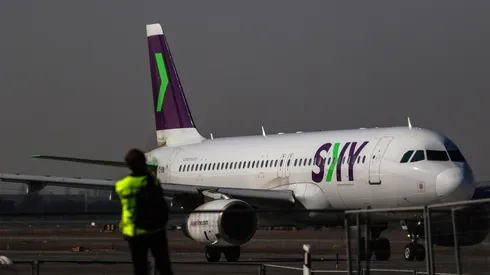 Sky suspenderá todos sus vuelos hasta el próximo 30 de abril