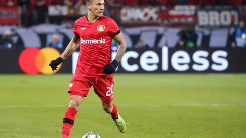 La renovación de Aránguiz con Leverkusen se complican por el coronavirus.