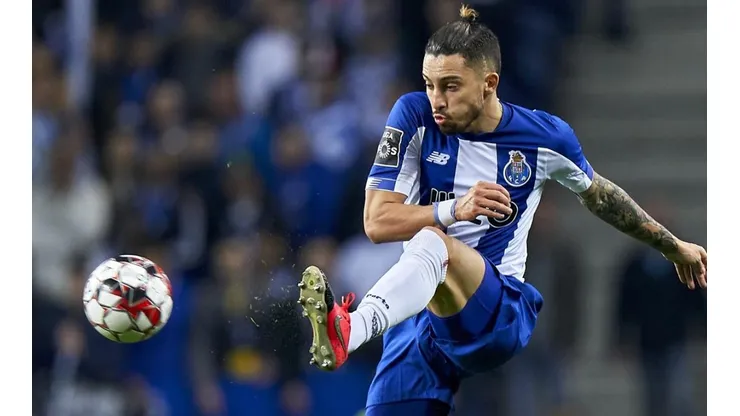 Alex Telles en Porto.