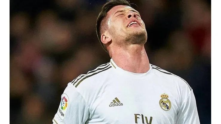 Jovic arriesga hasta tres años de cárcel por no cumplir la cuarentena.
