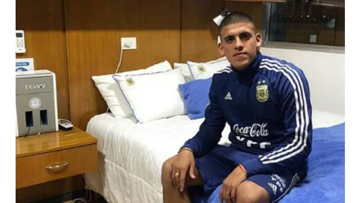 Cortés en una concentración con la juvenil de Argentina.