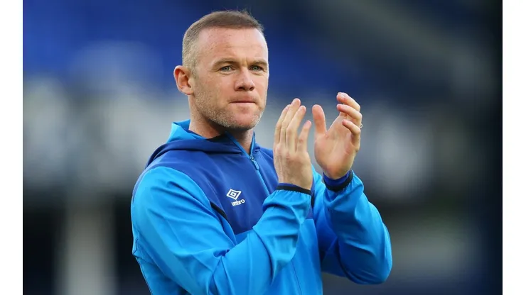Rooney se la juega por el Liverpool