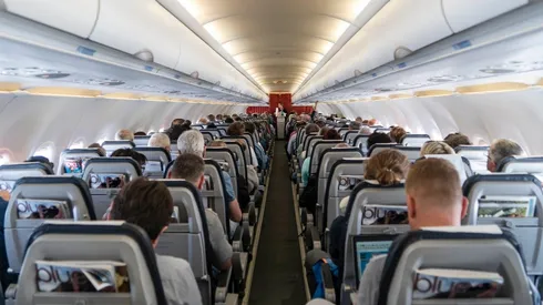 Se aislaron a 27 personas por el viaje de este joven.