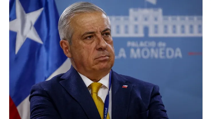 28 de enero del 2020/SANTIAGOEl ministro de Salud, Jaime Mañalich, junto a la Subsecretaria de Salud, Paula Daza, da un punto de prensa, en el salón azul del Palacio de la Moneda, para informar sobre el plan de contingencia por la posibilidad de detectar contagio en Chile del coronavirus, FOTO: SEBASTIAN BELTRAN GAETE/AGENCIAUNO