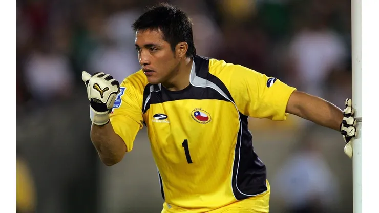 Pinto jugando por Chile en los tiempos de Bielsa