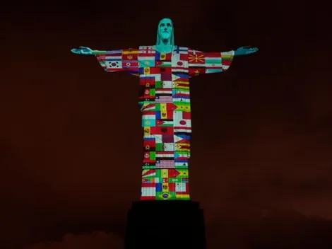 Cristo Redentor proyecta banderas de los países afectados por el coronavirus