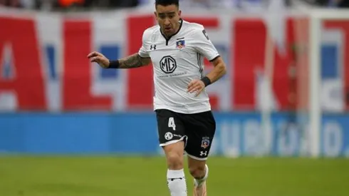 Matías Zaldivia defendiendo la camiseta de Colo Colo