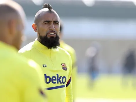 A lo Zamorano: Vidal puede salir del Barcelona por cupos extracomunitarios