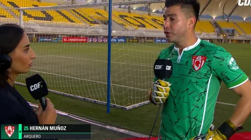Nahla Hassan entrevista a distancia al portero Hernán Muñoz.