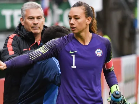 Tiane Endler y el repechaje: "Lo importante es lo que pasa en el mundo"