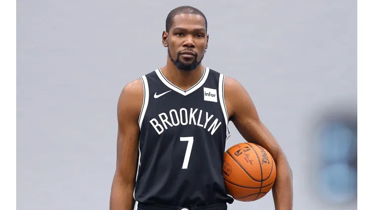Kevin Durant llamó a la calma y a los cuidados.
