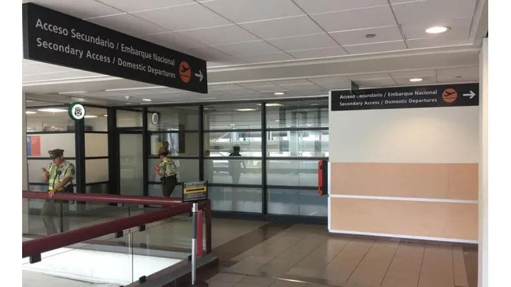 El Aeropuerto de Santiago también toma las medidas para evitar contagios de coronavirus