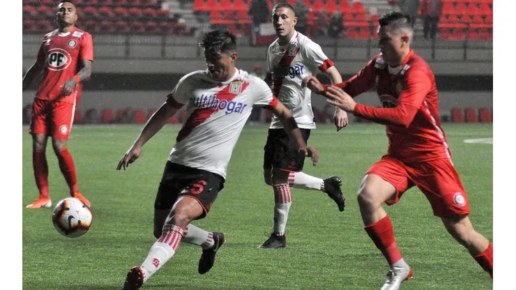 Capitanes de Curicó y La Calera llegan a acuerdo para no jugar
