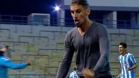 Racing gana 4-3 en el último minuto y Beccacece corre como Forrest Gump