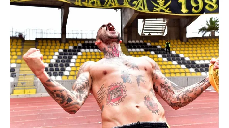 Pinilla sigue tuiteando
