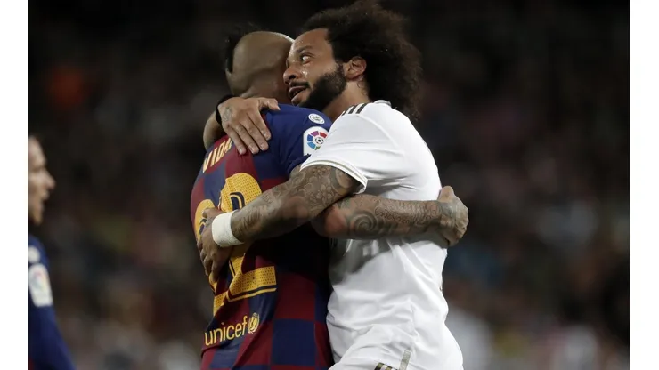 Barcelona y Real Madrid luchan por el título