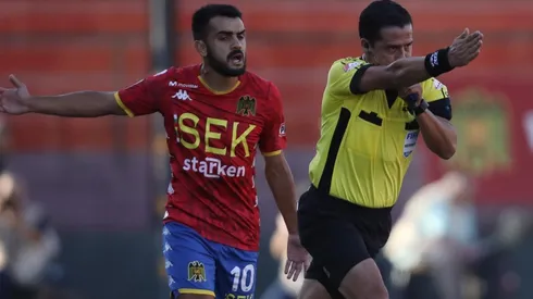 Felipe González fue el foco de toda Unión Española.