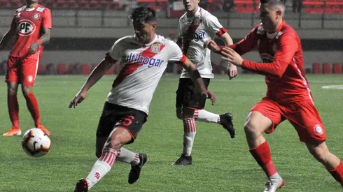 Curicó Unido y Unión La Calera quieren seguir peleando en la parte alta