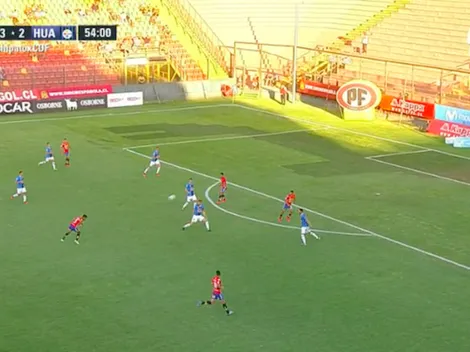 ¡Golazo! Sandoval se luce con un zapatazo de 40 metros ante Huachipato