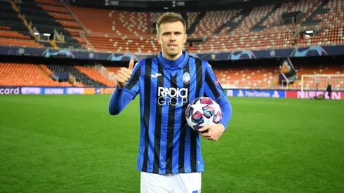 Ilicic dona su balón al hospital de Bérgamo