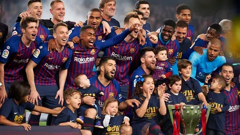 Barcelona festejando la Liga 2018-2019