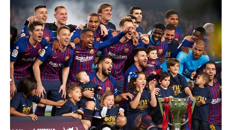 Barcelona festejando la Liga 2018-2019