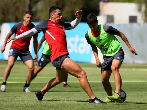 Paredes reaparece en Colo Colo en un amistoso en el Monumental