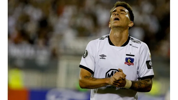 Colo Colo y Peñarol será el último partido con hinchas en las gradas.