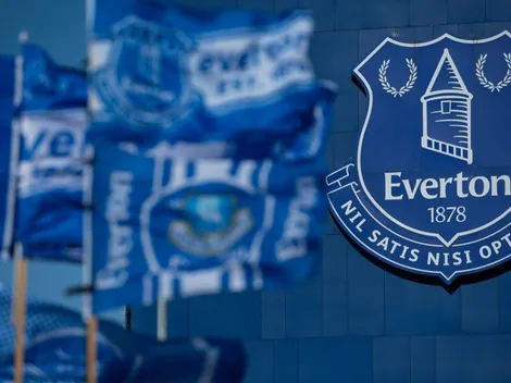 Everton se autoaisla por jugador con síntomas de coronavirus
