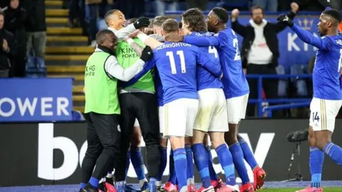 Tres jugadores de Leicester en cuarentena por coronavirus.