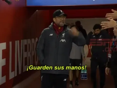 Klopp se enoja con los hinchas que lo saludaban: "Guarden sus manos"