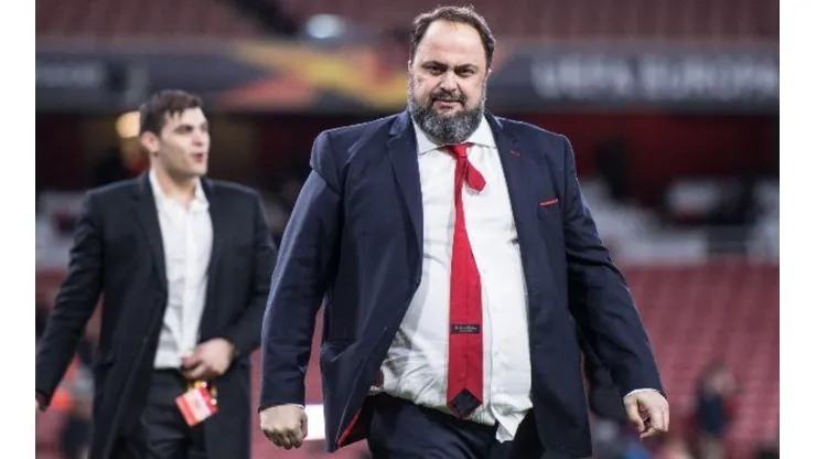 Marinakis fue el primer caso en el fútbol mundial en dar positivo al coronavirus