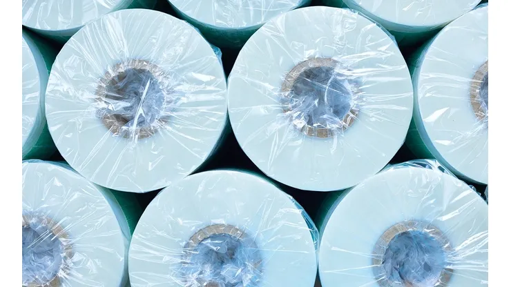 Una familia compró accidentalmente papel higiénico para 12 años temor al Coronavirus