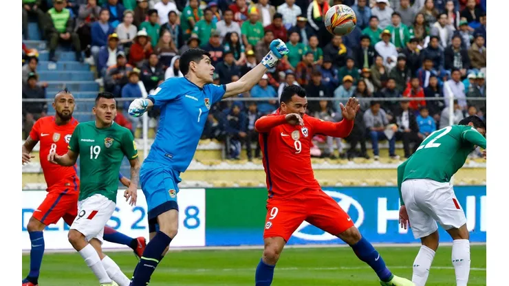 Carlos Lampe lidera la prenómina de Bolivia