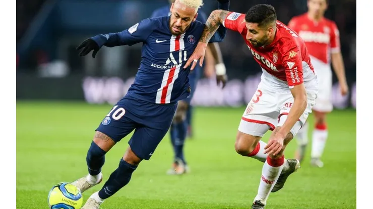 Neymar y Maripán tendrán que jugar sin público por coronavirus