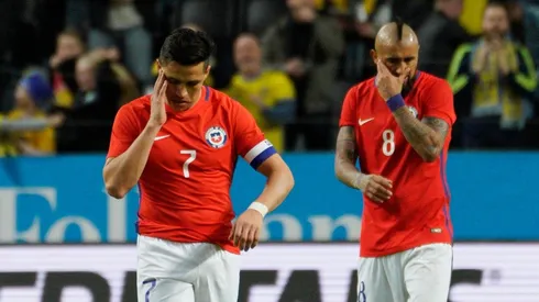 Alexis Sánchez y Arturo Vidal deberán cumplir con un periodo de aislamiento cuando lleguen a Chile