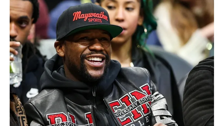 Mayweather quiere comprar a un histórico de la Premier