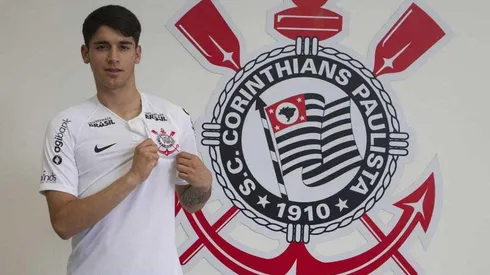 Ángelo Araos fue elogiado por su entrenador en el Corinthians