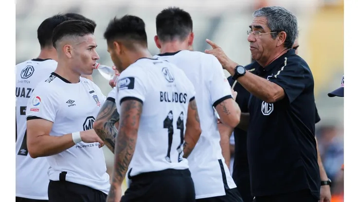 Jara tiene fe en Colo Colo: "Todo el grupo quiere salir de esta situación"
