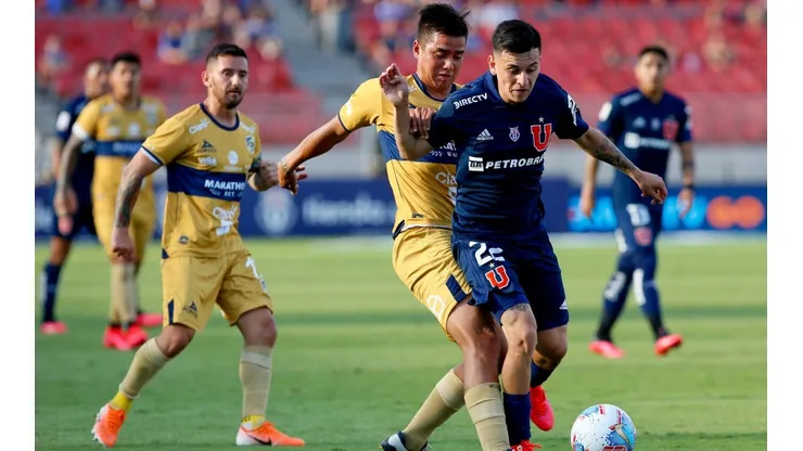 Universidad de Chile ante Everton en el Estadio Nacional.