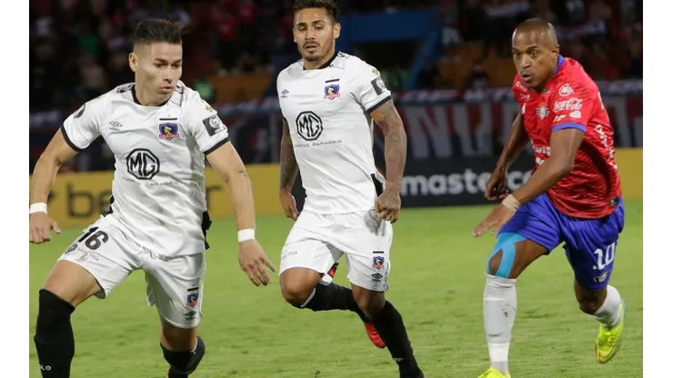 Colo Colo cayó en Bolivia