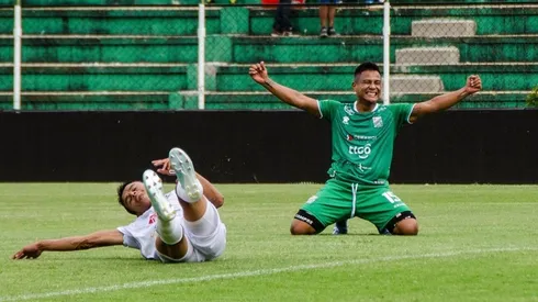 Lindo gol de Óscar Salinas en Bolivia