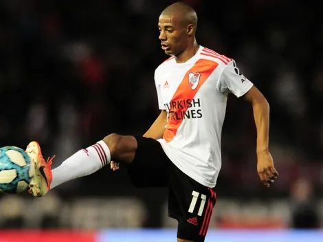 Uruguay reserva 26 jugadores para enfrentar a Chile